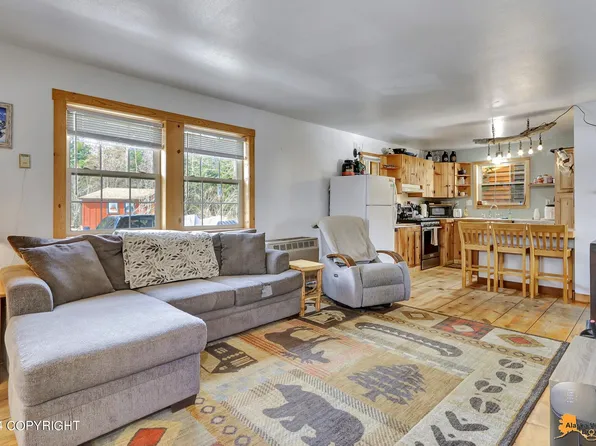 166 Old West St, Girdwood, AK 99587