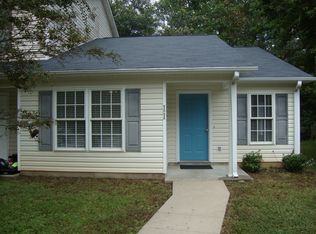 11 Village West Ct, Spartanburg, SC 29301