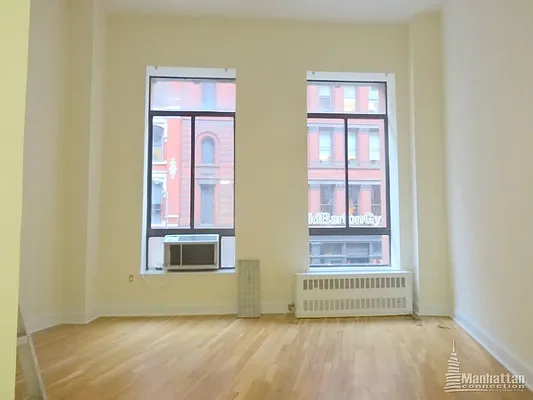 Rented by Manhattan Connection | media 20