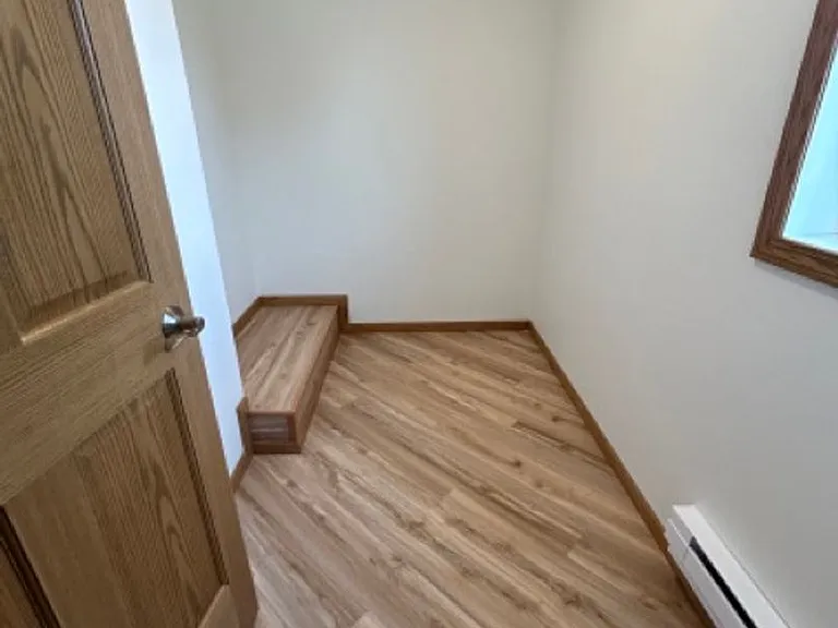 1520 Chase St — Photo 5