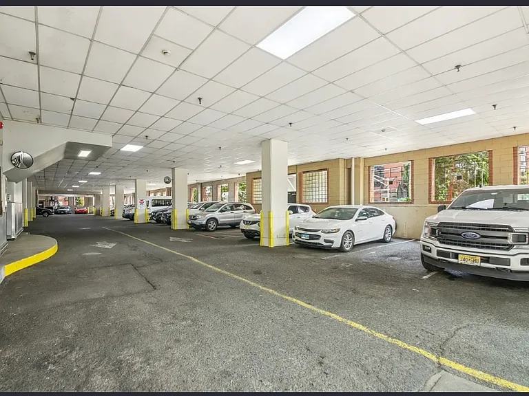 551 Observer Hwy #11A — Photo 3