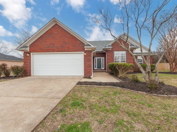 195 Sundown Dr, Jackson, TN 38305