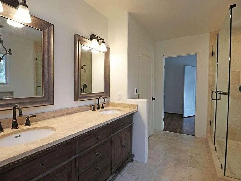 1447 S Jameson Ln — Photo 21