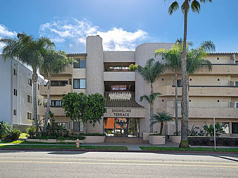 1230 E Ocean Blvd #601 — Photo 4