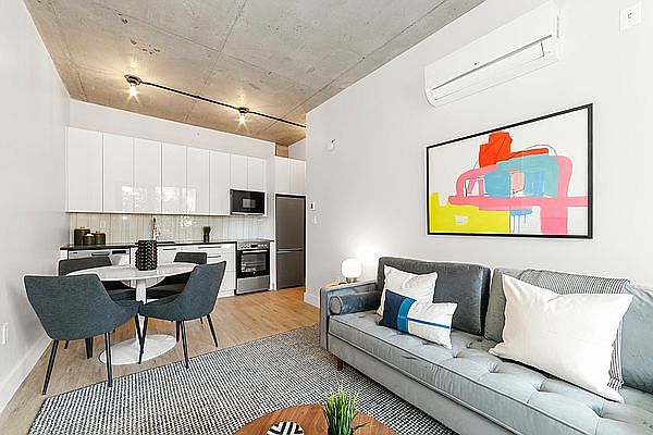 1st image of 815 Flatbush Ave #810