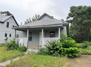 525 N Douglas St, Shawnee, OK 74801