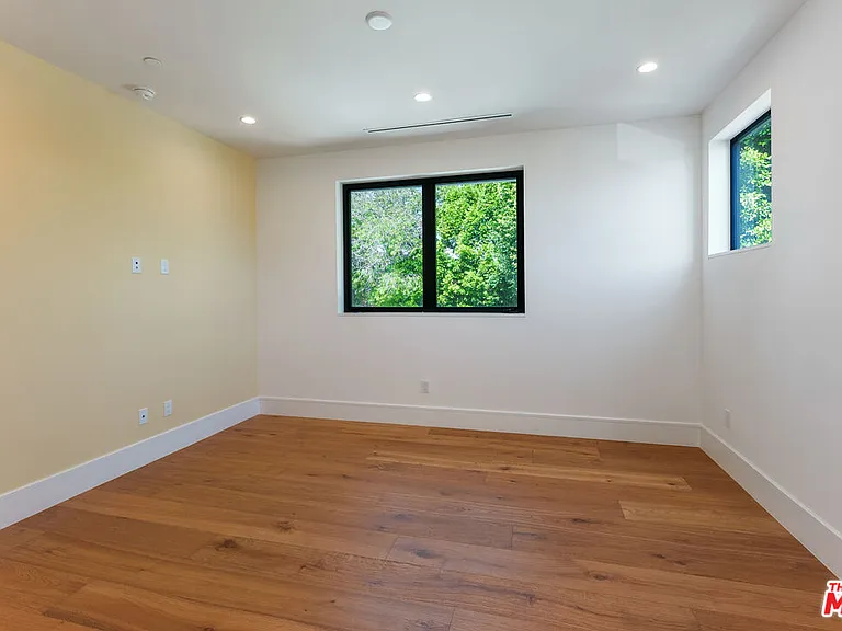 382 Aderno Way — Photo 45