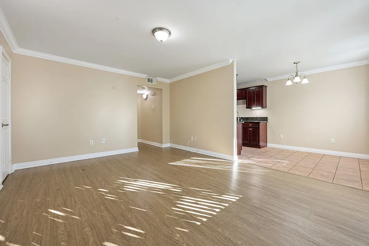 Building Photo - Pacifica Sunshine
