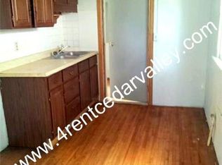 917 Burton Ave, Waterloo, IA 50703