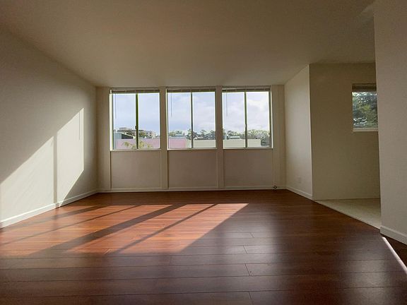 4th image of 2749 Golden Gate Ave APT 6