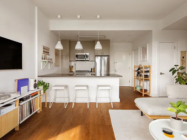 159 Tompkins Ave #5B, Brooklyn, NY 11206