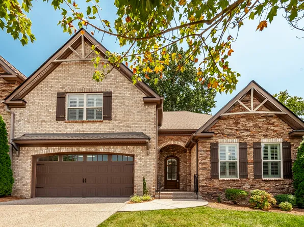 210 Abiding Pl, Goodlettsville, TN 37072