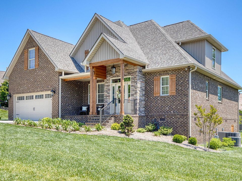 1st image of 439 Britts Dr