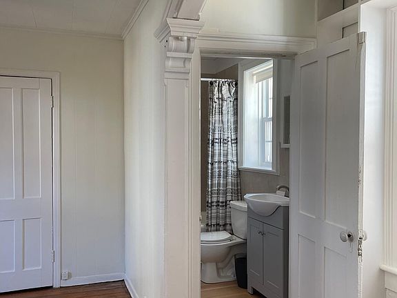 Full bathroom