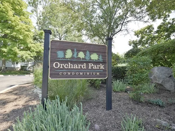 223 Orchard Park Unit 223, Allendale, NJ 07401