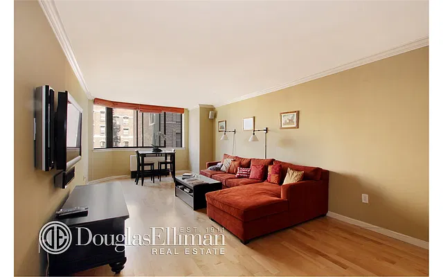 Rented by Douglas Elliman | media 84