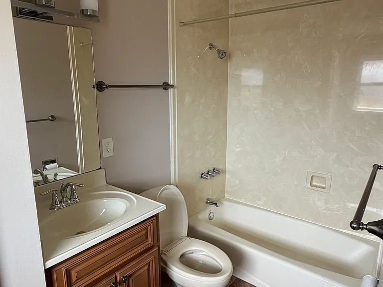 6215 Loveland St — Photo 7