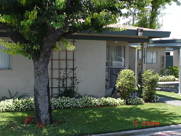 Placentia Meadows Apartments — Photo 13