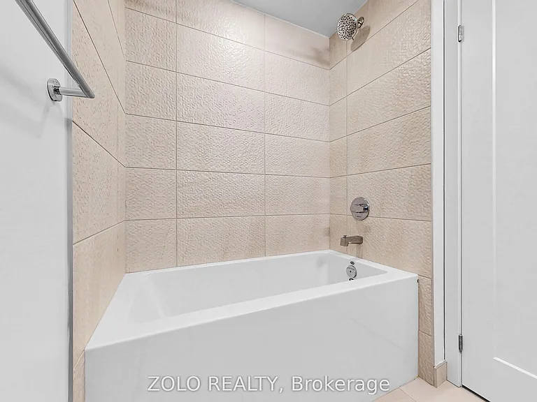 9763 Markham Rd #A502 — Photo 16
