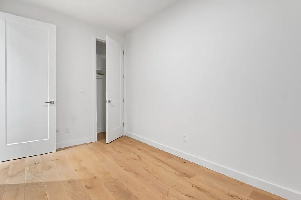 503 West 22nd Street — Photo 4