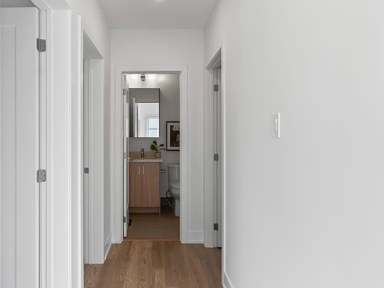 15 Acorn Ave #5 — Photo 22