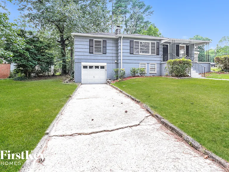 337 Mignon Ave — Photo 2