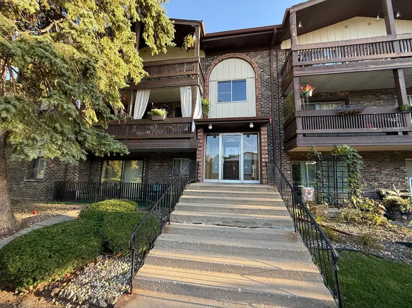 14023 Gail Ln APT 403, Crestwood, IL 60418