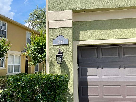 3rd image of 3121 Pine Oak Trl