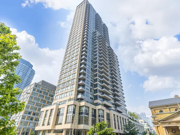 500 Sherbourne St #703, Toronto, ON M4X 1L1