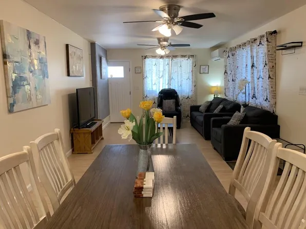 3413 Francis St #1B, Honolulu, HI 96815