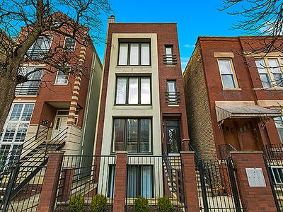 2552 W Walton St APT 1, Chicago, IL, 60622