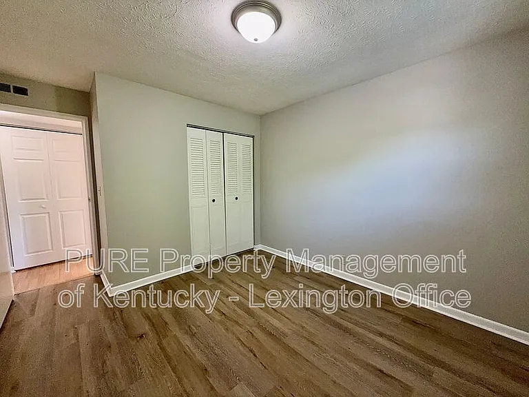 1517 Steadmantown Ln #1-4 — Photo 12