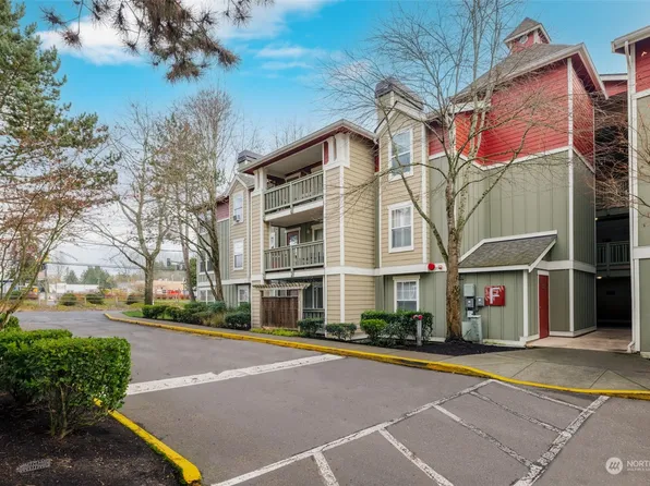 7711 NE 175th Street #F-306, Kenmore, WA 98028