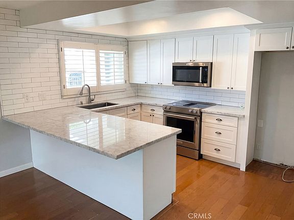 2nd image of 2906 Miguel St