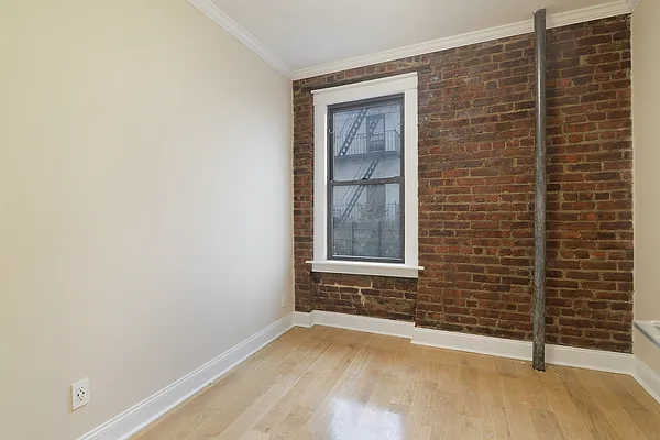 Rented by Compass | media 30