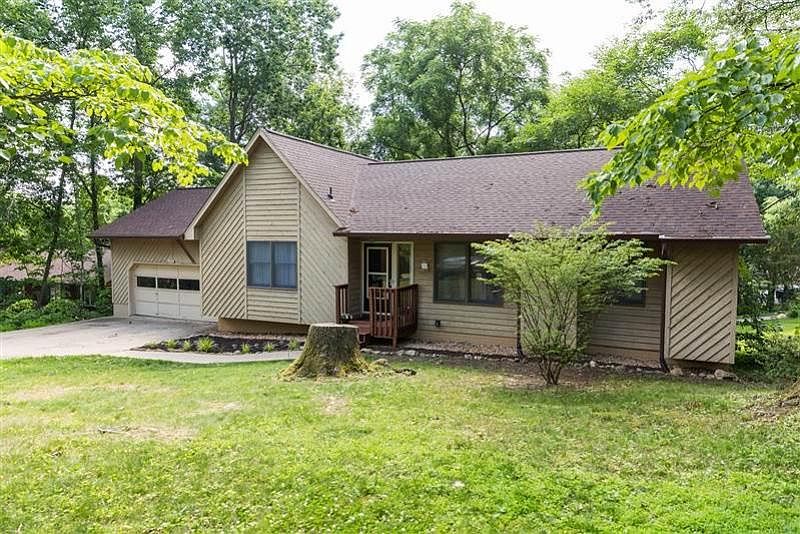 1st image of 218 Jessamine Pl