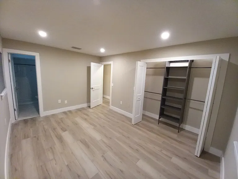 2855 N Bermuda Ave — Photo 8
