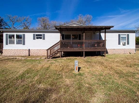 2nd image of 148 Moccasin Bend Dr