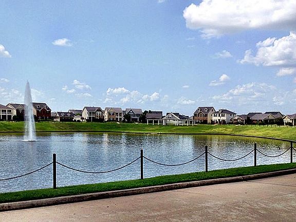 2nd image of 6143 Settlers Lake Cir E