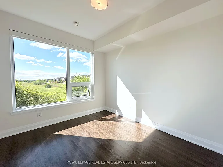 2333 Taunton Rd #209 — Photo 7