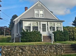 26 Westminster St, Westerly, RI 02891