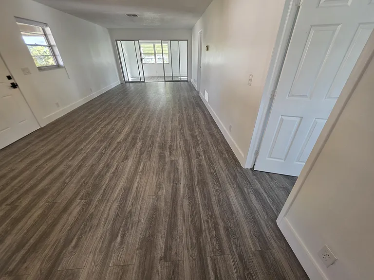 718 Whippoorwill Ln — Photo 21