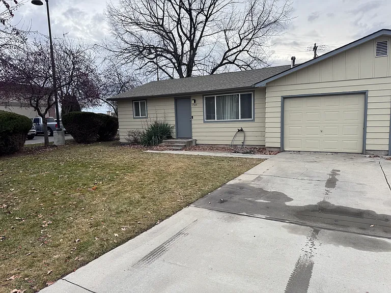7505 W Emerald St — Photo 17