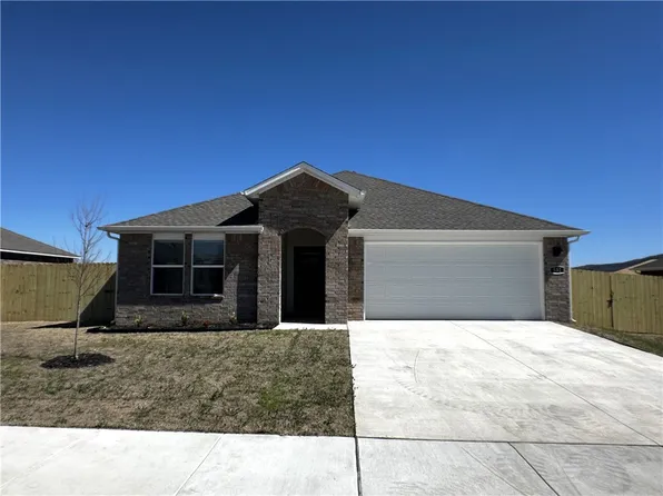 532 Colorado St, Farmington, AR 72730