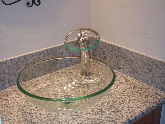 Bath sink