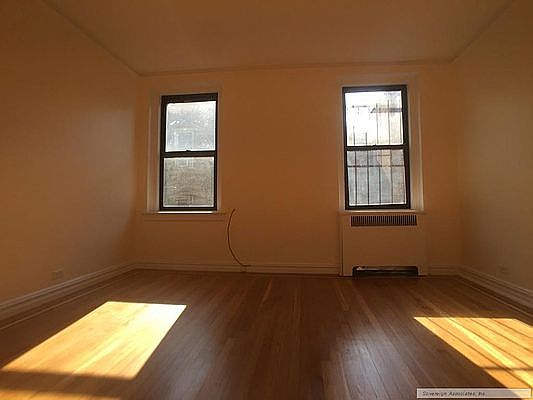3rd image of 567 Fort Washington Ave APT 4J