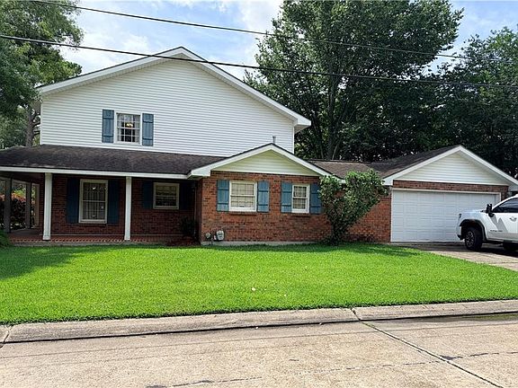 3rd image of 1 Mary Ridge Ct
