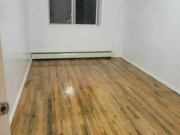 3rd image of 3747 59th St Floor 4
