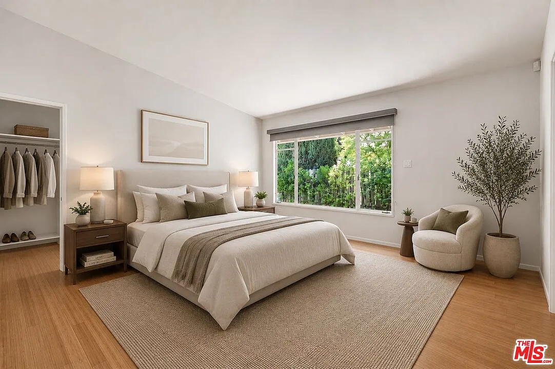 4 bed, 4.0 bath, 2360 sqft, $10,500 — Photo 4