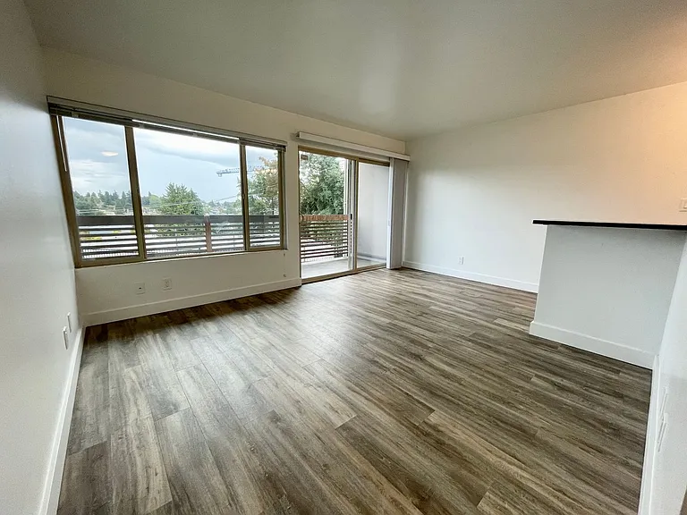 Village Vista Apartments — Photo 75